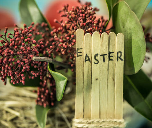 Traditions de Pâques en Angleterre : entre foi, folklore et chocolat